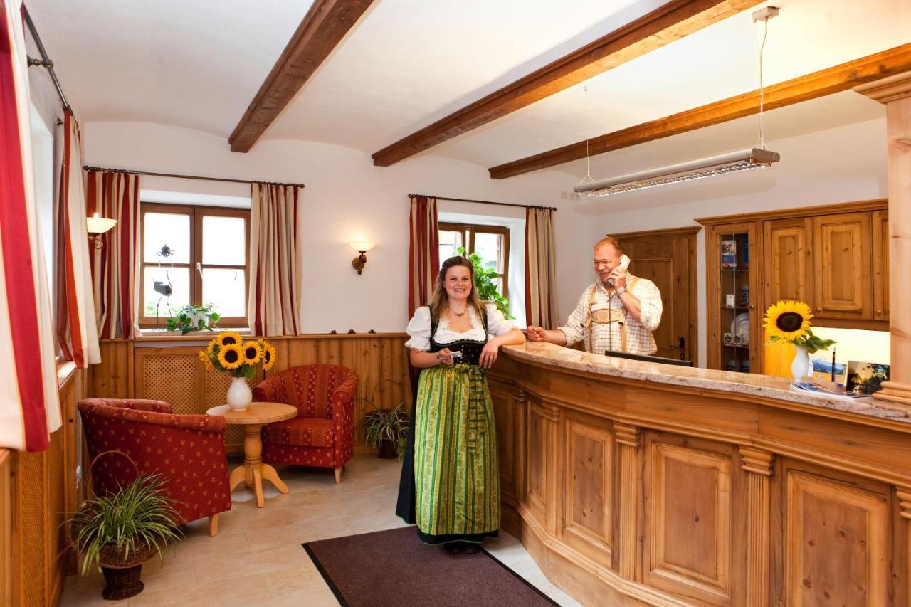 Metzgerei Gasthof Oberhauser - Hotel Zur Post Egling Exterior foto